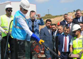Gebze OSB-Darıca Sahil Metro Hattı'nda ilk kaynak yapıldı