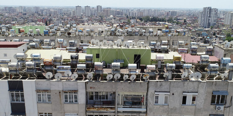 'Güneş enerjileri, binalara yük veriyor' görüşü yanlış