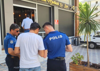 Güzellik merkezinde silahlı saldırı: 4 yaralı