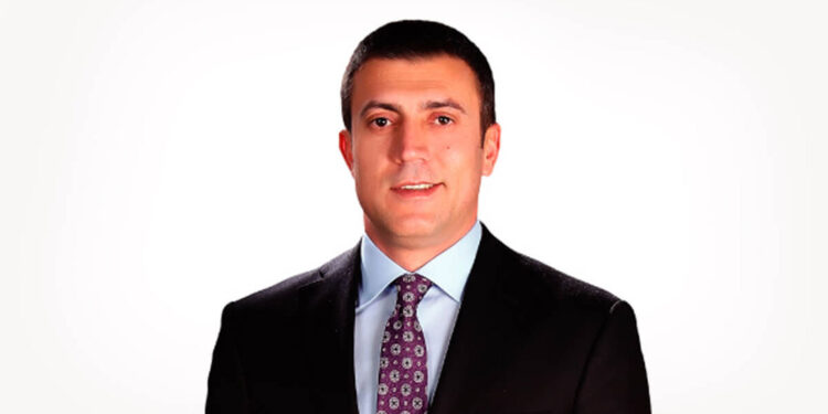 Hınıs Belediye Başkanı Erdoğan Eren vefat etti