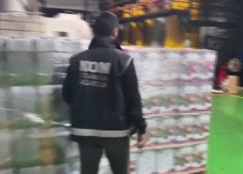 İstanbul'da '10 numara yağ' operasyonu: 14 gözaltı