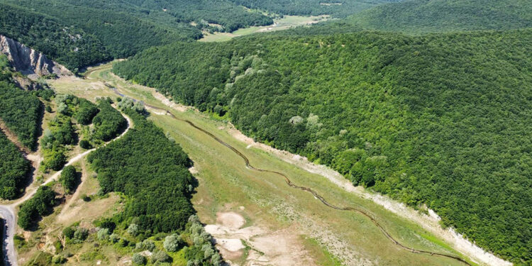 İstanbul'un suyunu sağlayan baraj kurudu