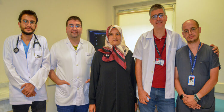 Kalbindeki delik, şemsiye yöntemi ile kapatıldı