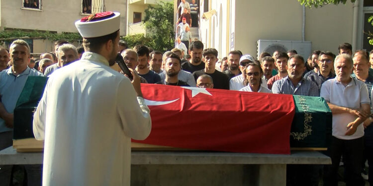 Kazada ölen kameraman toprağa verildi