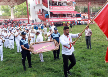 Kırkpınar Yağlı Güreşleri'nin açılış seremonisi yapıldı