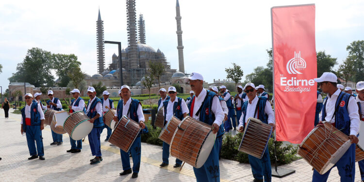 Kırkpınar, 'karşılama' geleneği ile başladı