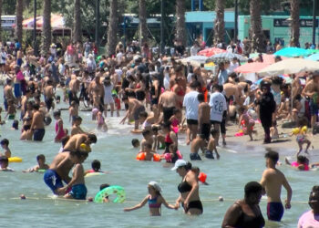Kurban Bayramı'nın son gününde plajlar doldu taştı