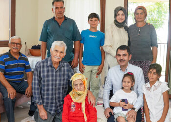 Kurum, Manavgat'taki yangınzedeye sözünü tuttu