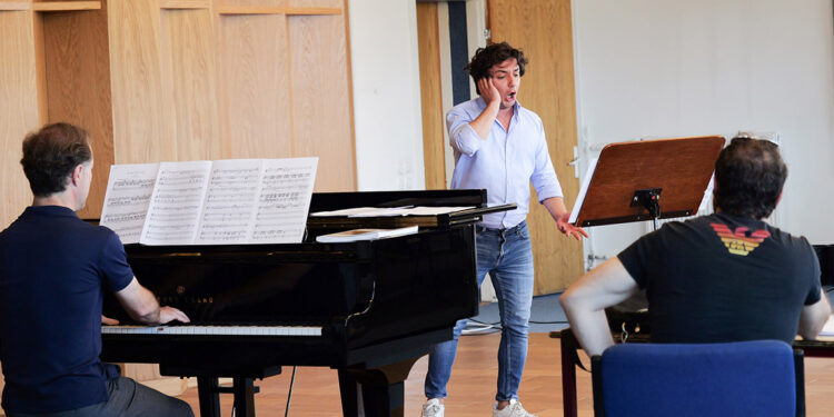 Limak Filarmoni Orkestrası şan ustalık eğitimi düzenliyor