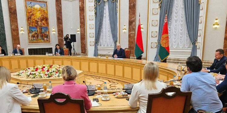 Lukaşenko: Prigozhin St. Petersburg’da