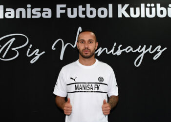 Manisa FK'da Kerim Frei imzaladı
