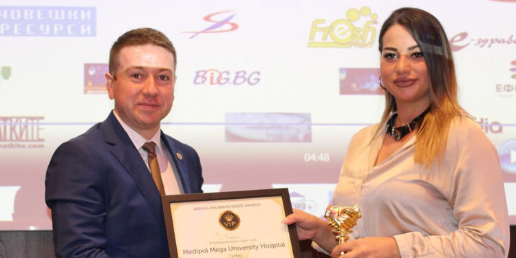 Medipol Mega, ‘Uluslararası Sağlık Lideri’ seçildi