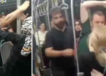 Metrobüste tekme tokat kavga kamerada