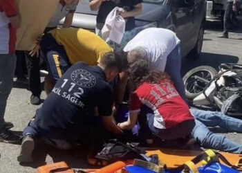 Minibüsle çarpışan kurye hayatını kaybetti