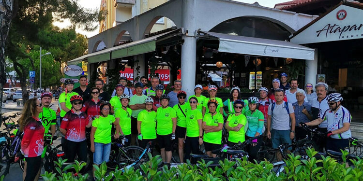 Muğlalı bisiklet sürücüleri, Doğanay Güzelgün'ü andı