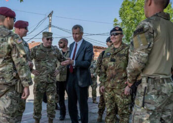 NATO, Kosova ve Sırbistan'ı anlaşmaya çağırdı
