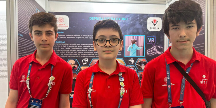 Öğrenciler, 'Deprem Eğitim Oyunu' geliştirdi