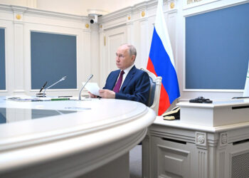 Putin: Rus halkı kenetlenmiş durumda