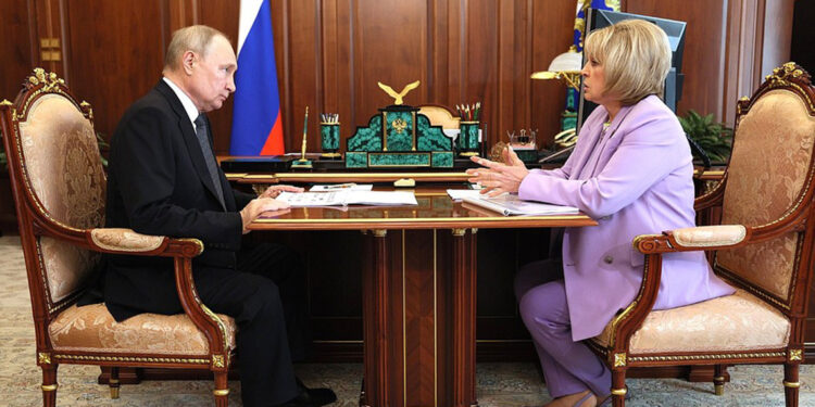 Rusya, Ukrayna'dan ilhak edilen 4 bölgede seçim düzenleyecek