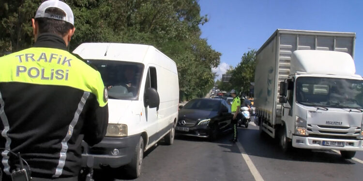 Sarıyer'de drone destekli trafik denetimi