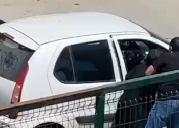 Sultangazi'de sokak ortasında kadına şiddet