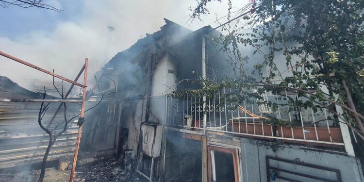 TSYD Adana Şubesi'nde yangın