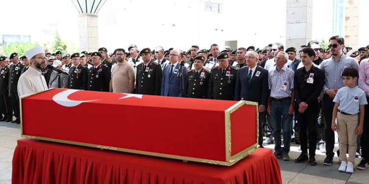 Tuğgeneral Selçuk Kaya son yolculuğuna uğurlandı