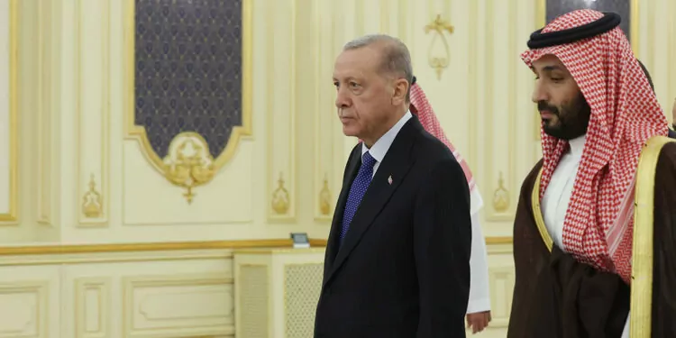 Türkiye ve suudi arabistan arasında 5 anlaşma imzalandı