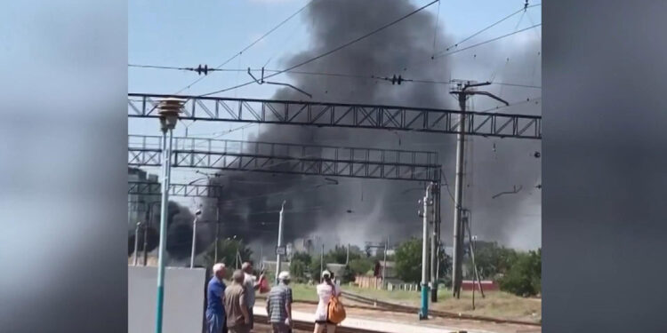 Ukrayna, Kırım'da Rus mühimmat deposunu vurdu