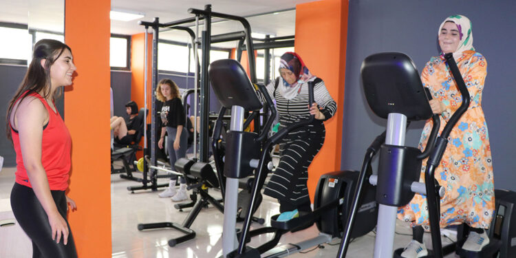 Van'da kadın spor merkezleri ilgi gördü