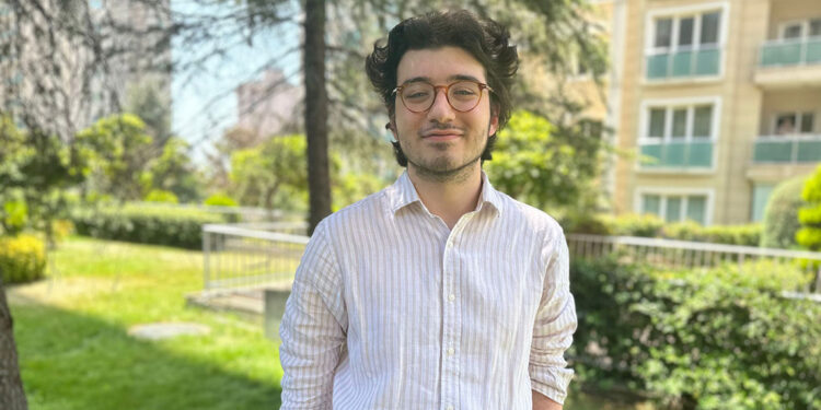 YKS birincisi Ahmet Berk Takır'ın hedefi hukuk fakültesi 