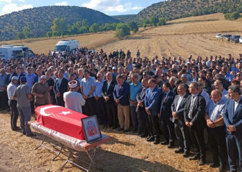 Yargıtay üyesi Mustafa Artuç, Tokat'ta toprağa verildi