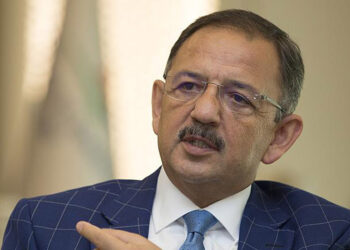 Yerinde Dönüşümde ilk temeli cumartesi atıyoruz