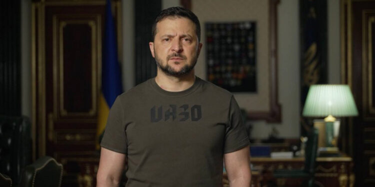 Zelenski duyurdu; Zaporijya'da nükleer risk sürüyor