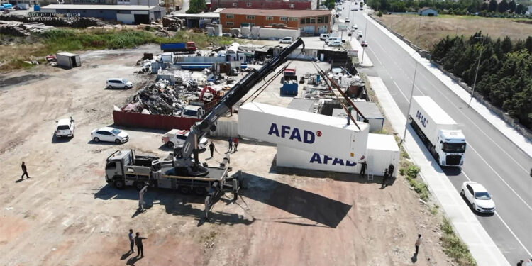 AFAD konteyner depolamaya başladı