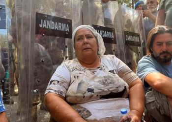 Gamsız olacaksın şu dünyada