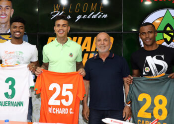 Alanyaspor Brezilyalı 3 oyuncuyla sözleşme imzaladı