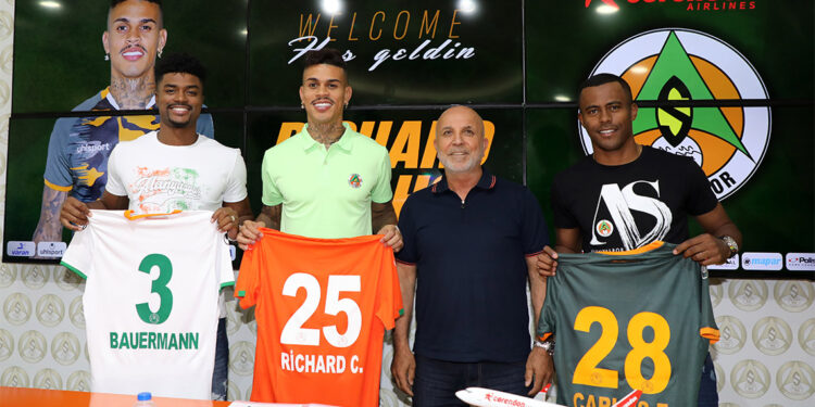 Alanyaspor Brezilyalı 3 oyuncuyla sözleşme imzaladı