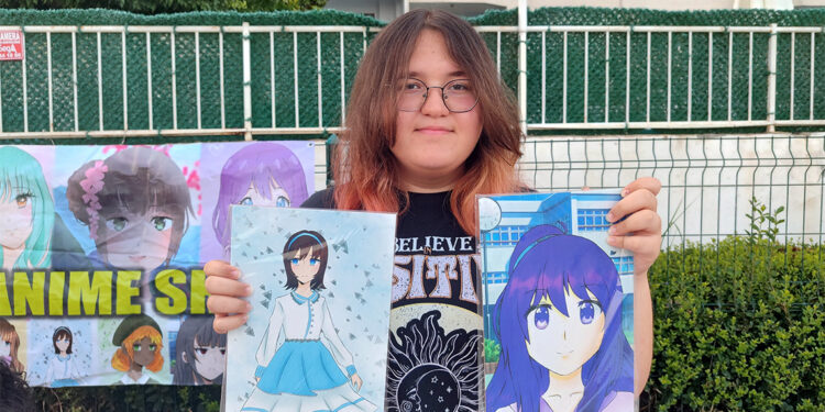 Ada Nur Çelik, anime çizimlerini sergiledi