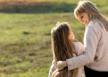 Fedakarlık kelimesinin en güzel örneği annelik