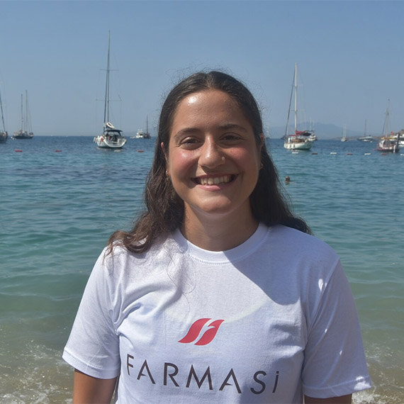 Bodrumlu 22 yaşındaki açık su yüzücüsü Aysu Türkoğlu Kuzey Kanalı'nı da yüzerek geçmek için kolları sıvadı.