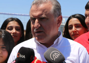 Yaraları sarmak için çaba harcayacağız