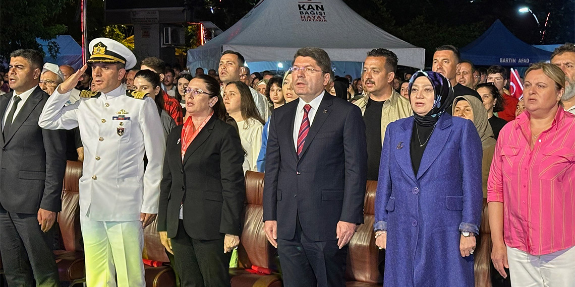 Adalet Bakanı Yılmaz Tunç, 15 Temmuz darbe girişimi sonrasında yargının bir kahramanlık gösterdiğini söyledi.