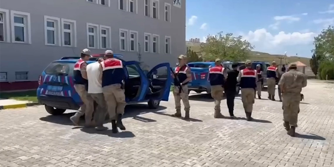 Van-İran sınır hattında göçmen kaçakçılığı operasyonu