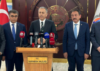 Bakan Yerlikaya orman yangınlarının nedenlerini açıkladı