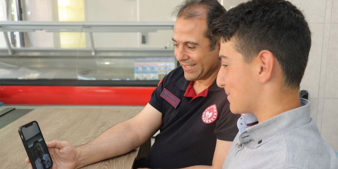 Bakan Yumaklı, LGS Türkiye 2'ncisi ile görüştü