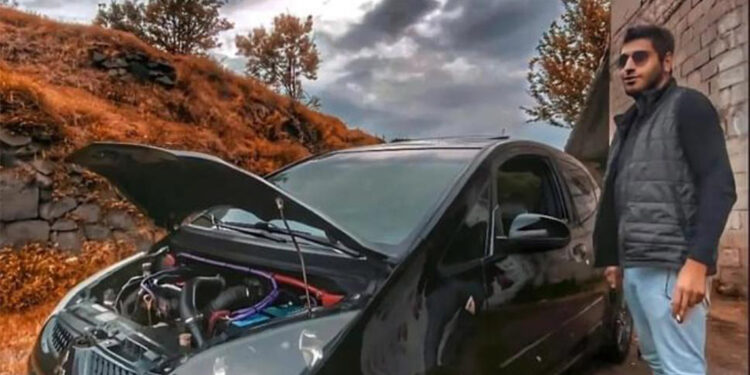 Bariyere çarparak kanala düşen otomobildeki sürücü öldü