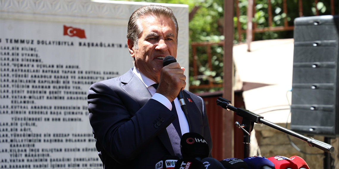 Başbağlar köyünde PKK'lıların katlettiği 33 kişi anıldı