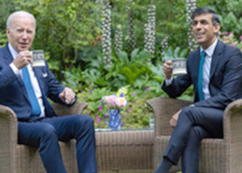 Joe Biden Rishi Sunak ile bir araya geldi
