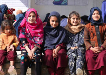 Taliban, kadınların haklarını kısıtlayan kararlar almaya devam ediyor